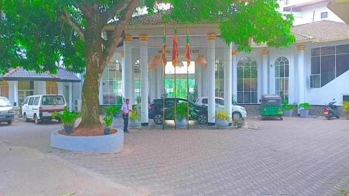 Hotel Elephant Bay Pinnawala  Extérieur photo