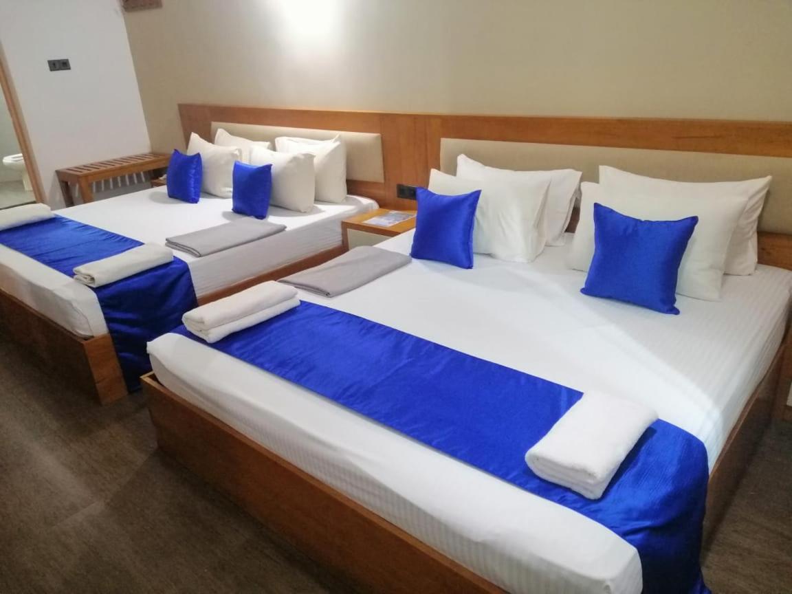 Hotel Elephant Bay Pinnawala  Extérieur photo