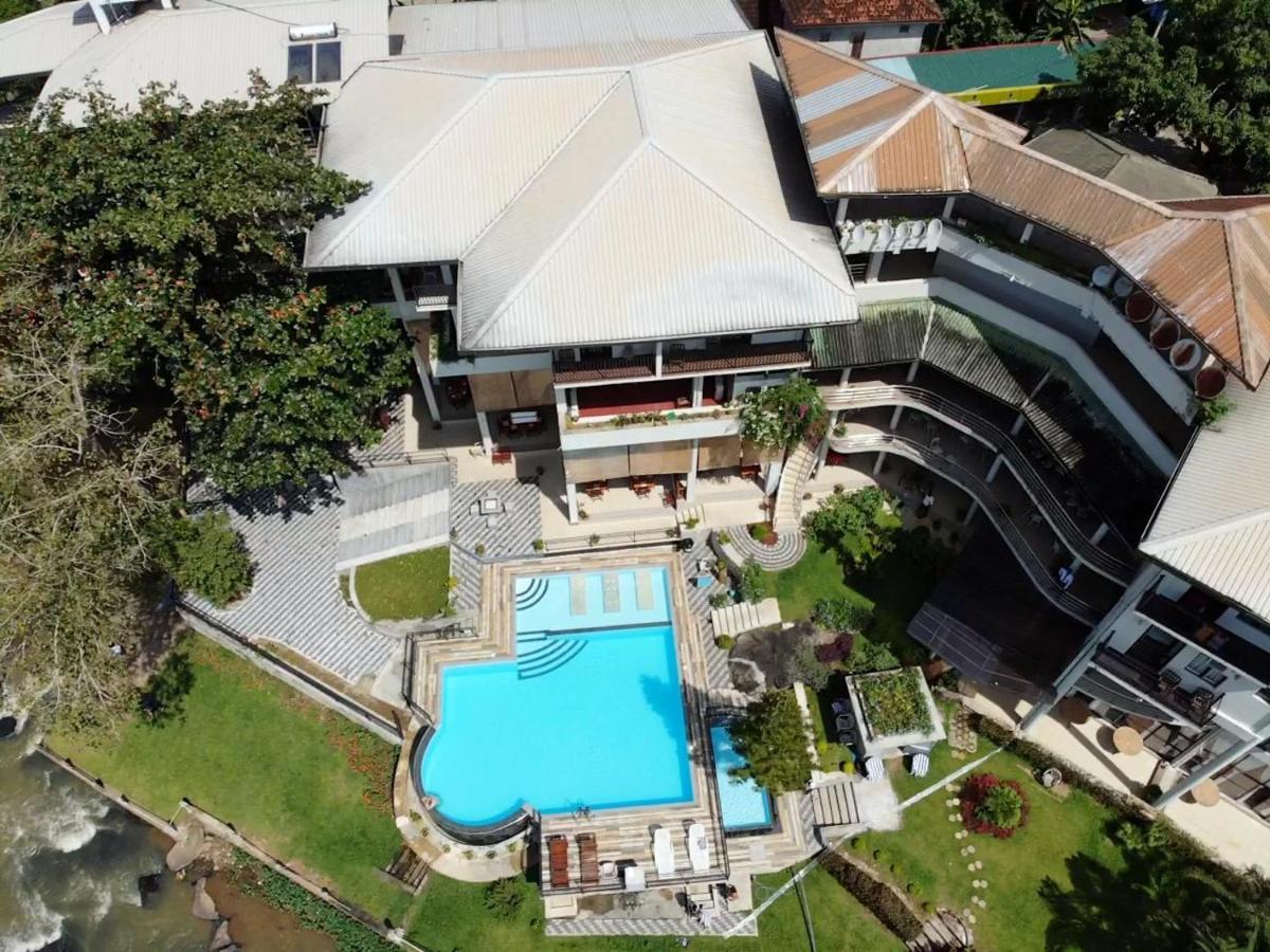 Hotel Elephant Bay Pinnawala  Extérieur photo