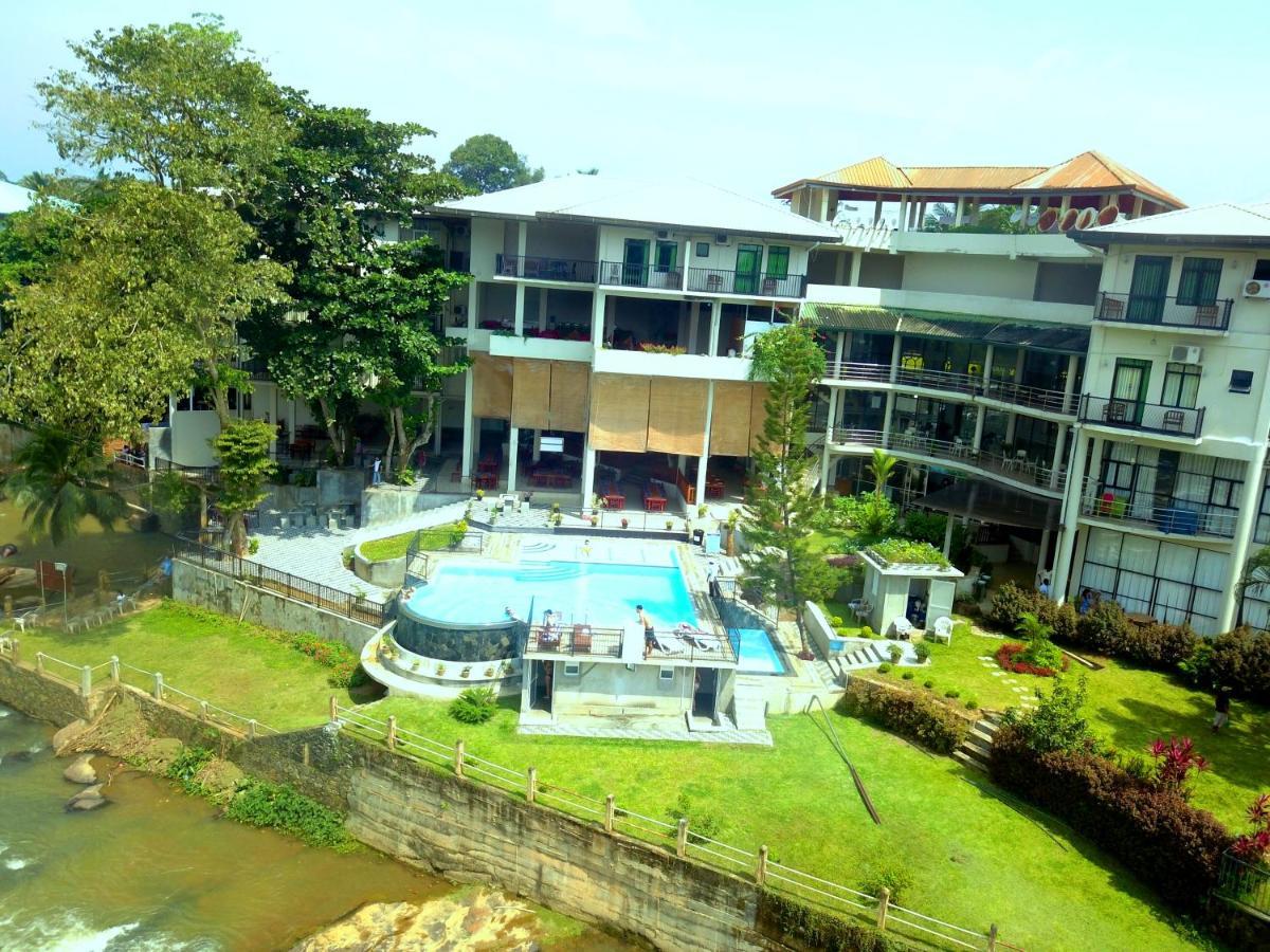 Hotel Elephant Bay Pinnawala  Extérieur photo